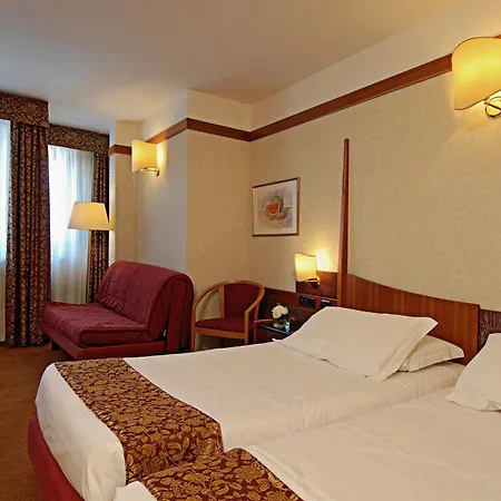 Du Et Bellevue Otel 4*