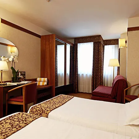 Du Et Bellevue 4*