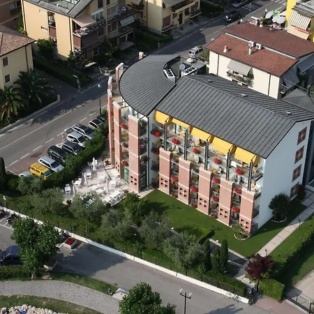 Du Et Bellevue 4*